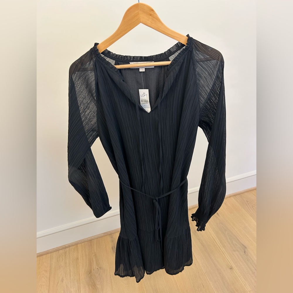 LOFT Black Pleated Long-Sleeve Tie-Waist Dress - NWT Size MT (Medium/Tall)